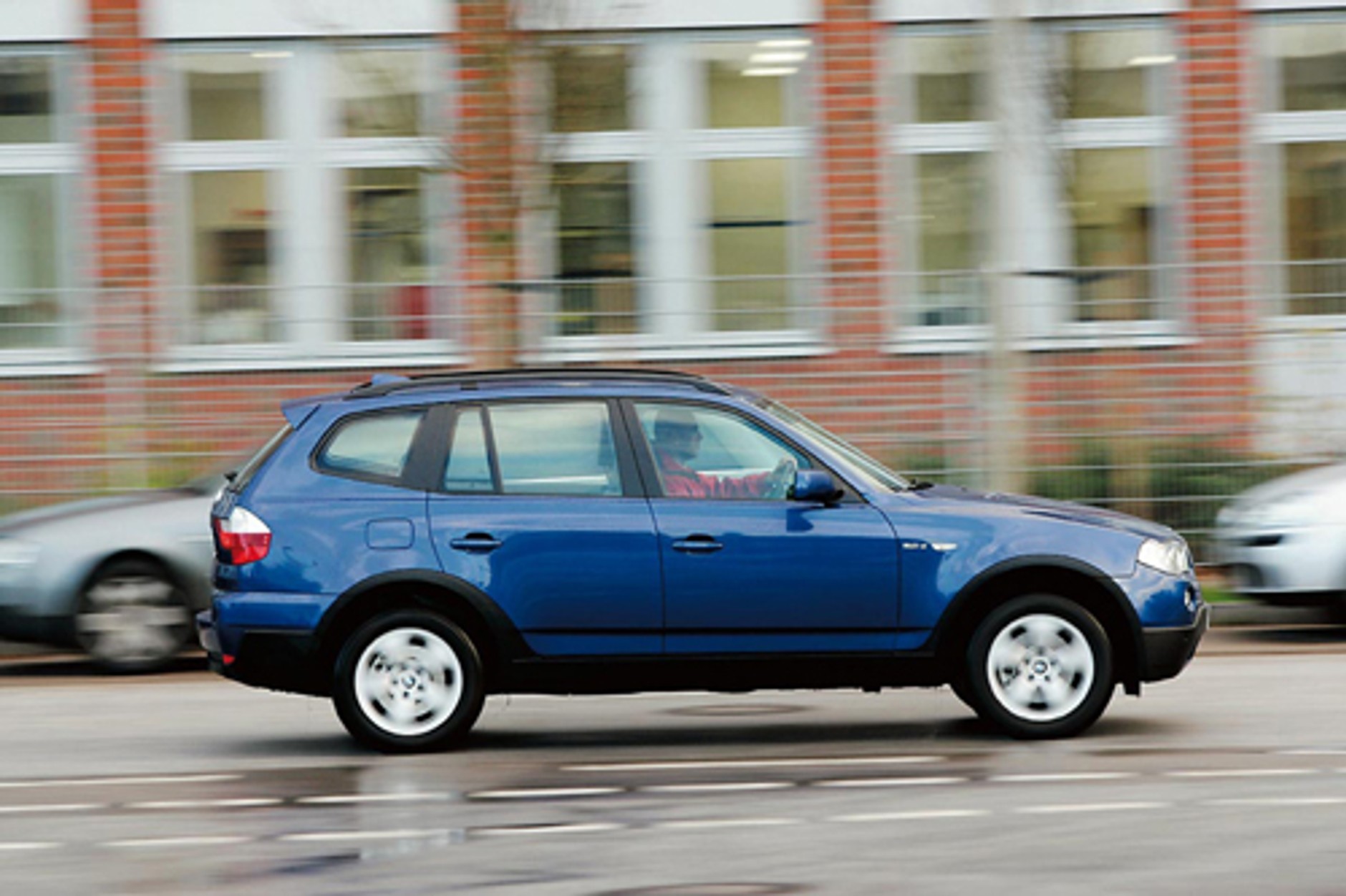 Chevrolet Captiva, Hyundai Santa Fe, Honda CR-V, Toyota RAV4, BMW X3 - Na ryby i na grzyby