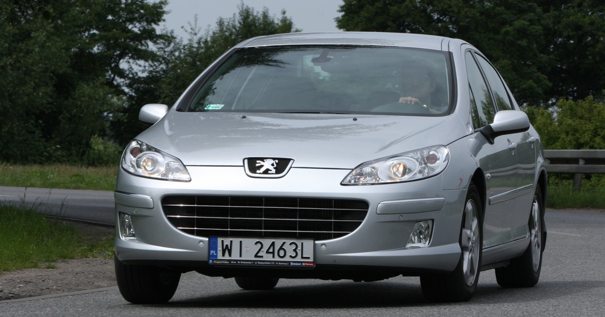 Peugeot 407 ma rozbudowane zawieszenie – prowadzi się pewnie, jest wygodny.