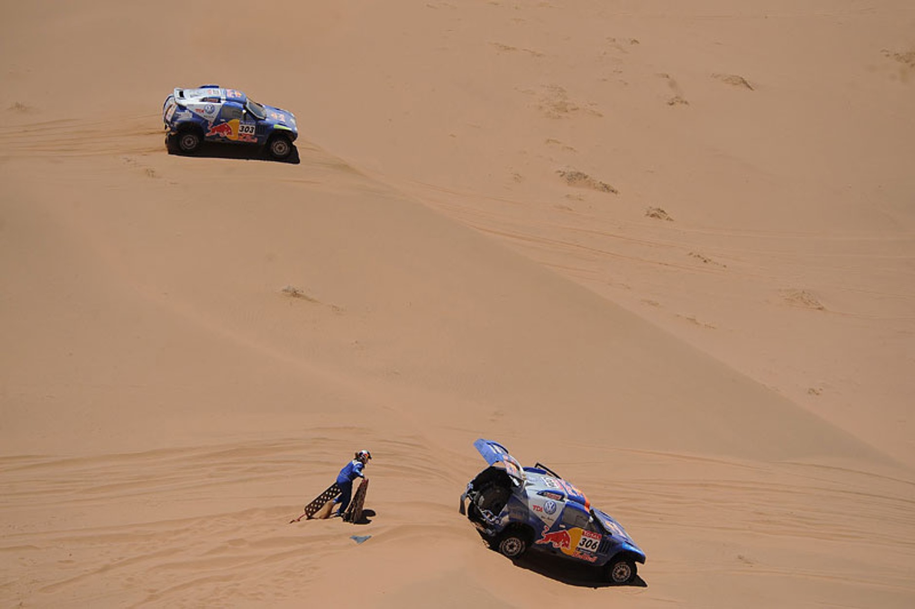 Rajd Dakar 2010: Przygoński goni najlepszych, pech Hołowczyca (9. etap na żywo, wyniki, foto)