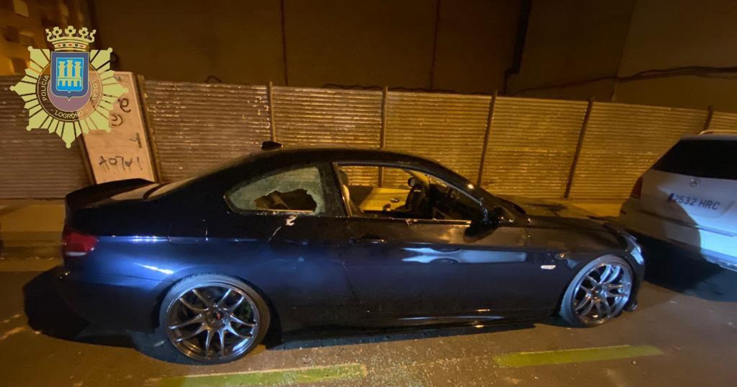 BMW 3 coupe zniszczone przez ojca pijanego 32-latka