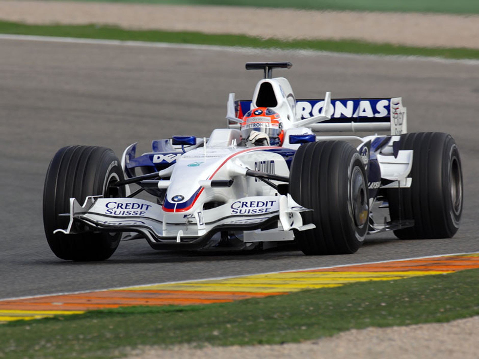 Formuła 1: Fernando Alonso pokazał klasę w Jerez (fotogaleria z testów)