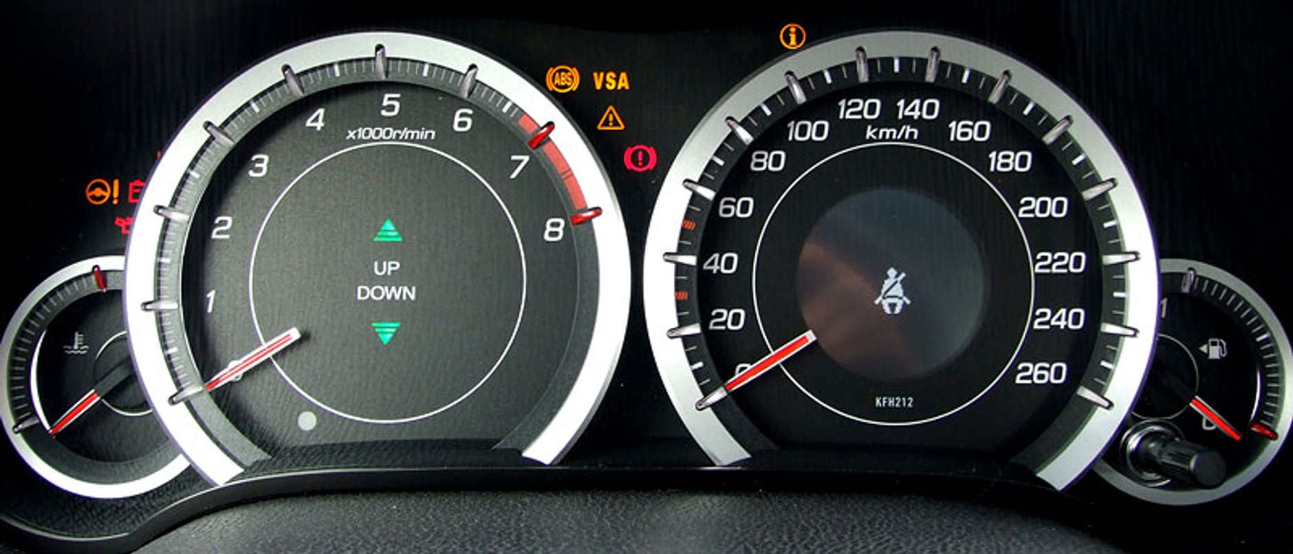 Honda: nowy Accord - dynamiczny i nowoczesny