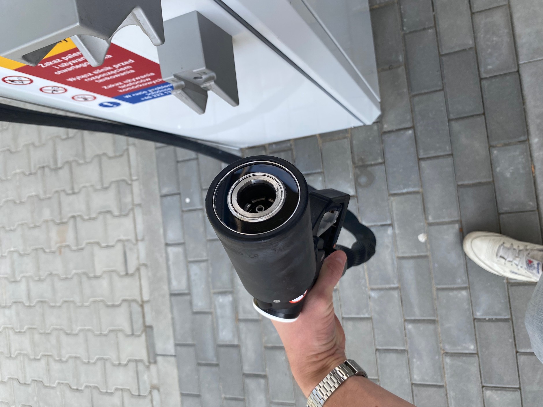 Stacja wodorowa NESO. Pierwsza stacja tankowania wodoru w Polsce