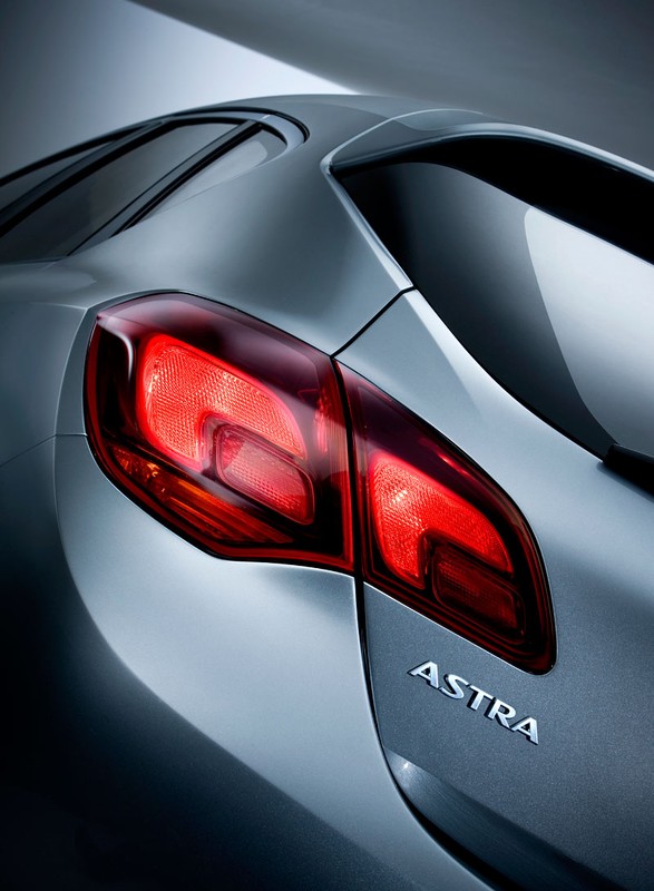 Złota Kierownica tygodnika Auto Świat dla Opla Astra