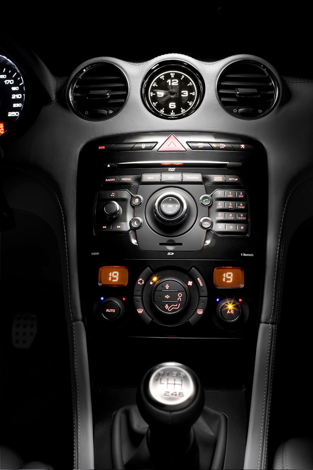 IAA Frankfurt 2009: Peugeot RCZ - odsłonięcie seryjnego coupé