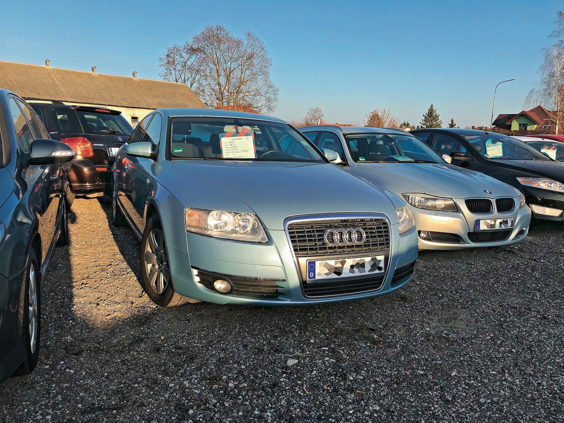 Komis z samochodami z importu