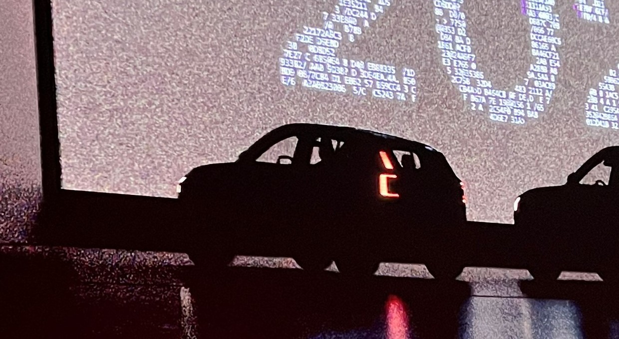 Ten tajemniczy kształt to największa sensacja Volvo.  Znamy wiele sekretów tej firmy