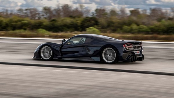 Hennessey Venom F5 test prędkości 