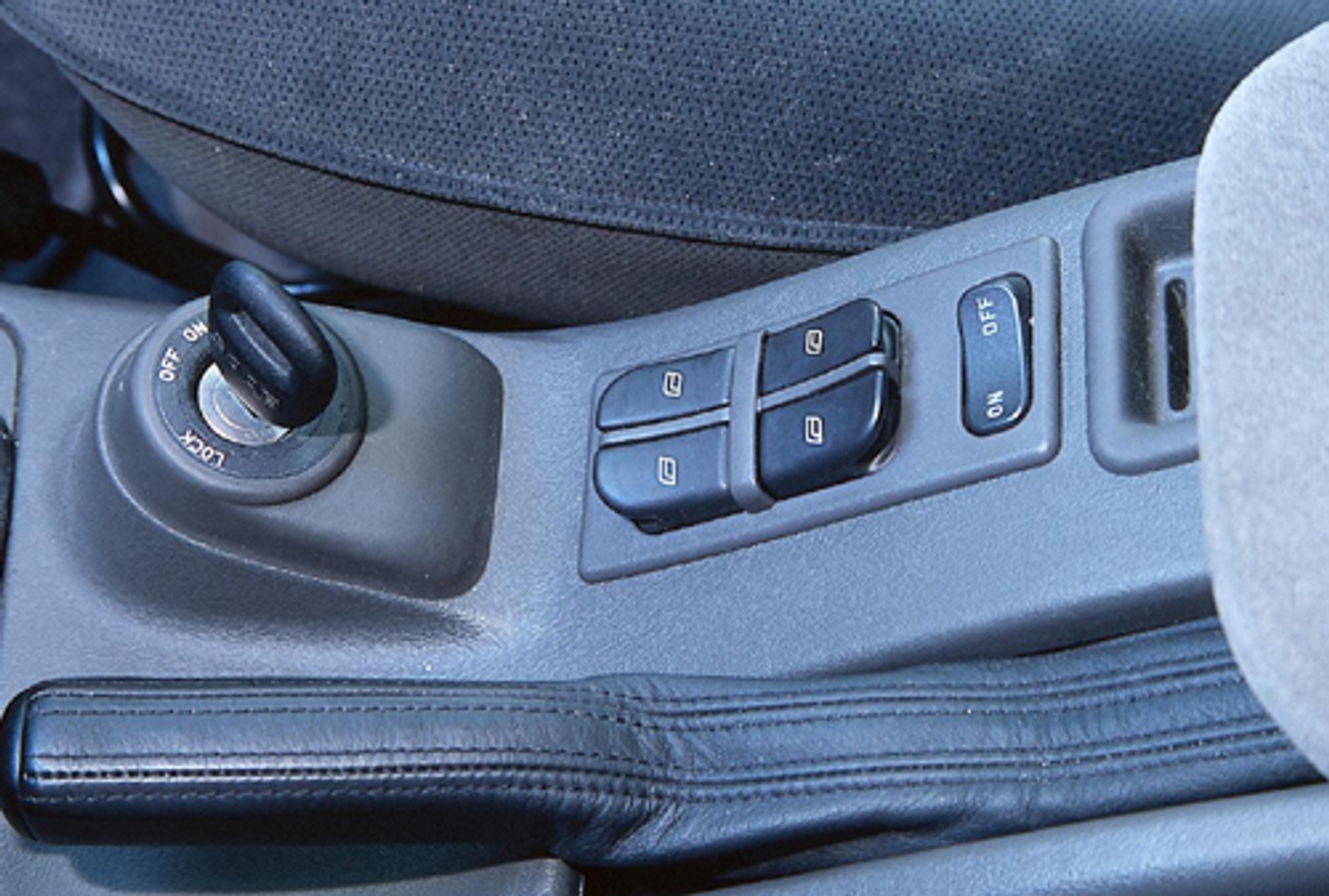 Saab 9-5 2.0 T - Stylowy, ale kosztowny