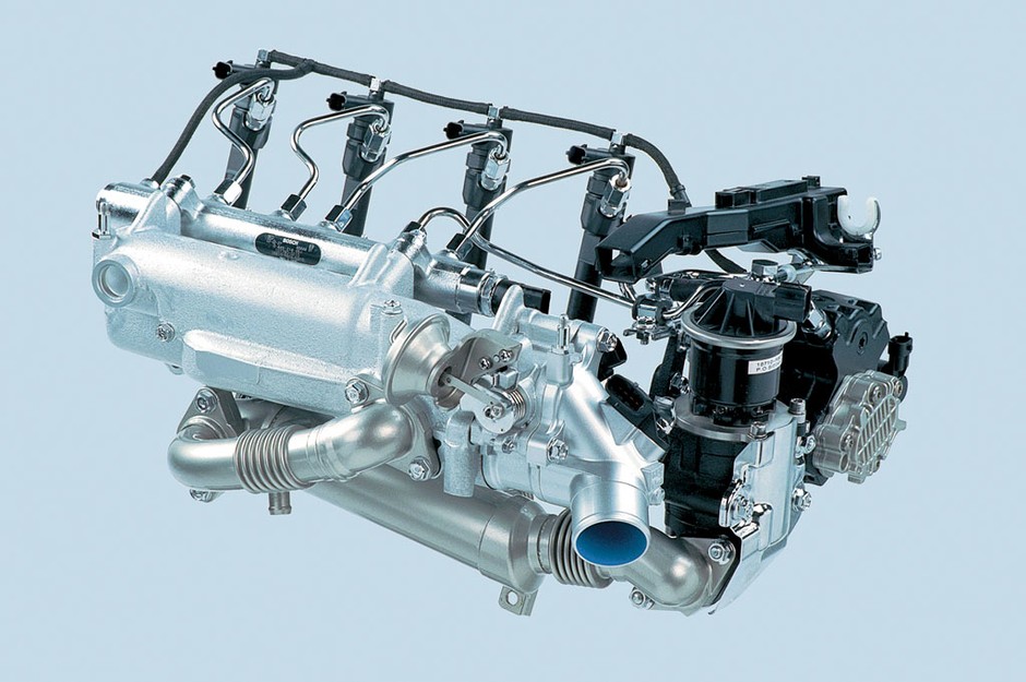 Wtrysk paliwa realizuje system common rail drugiej generacji, wyprodukowany przez firmę Bosch.