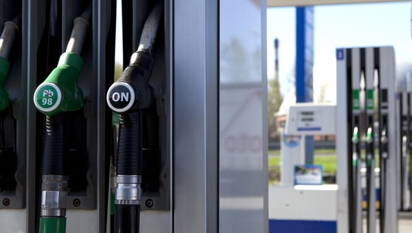 Zakaz importu oleju napędowego z Rosji od 5 lutego. Czy będzie drożej?