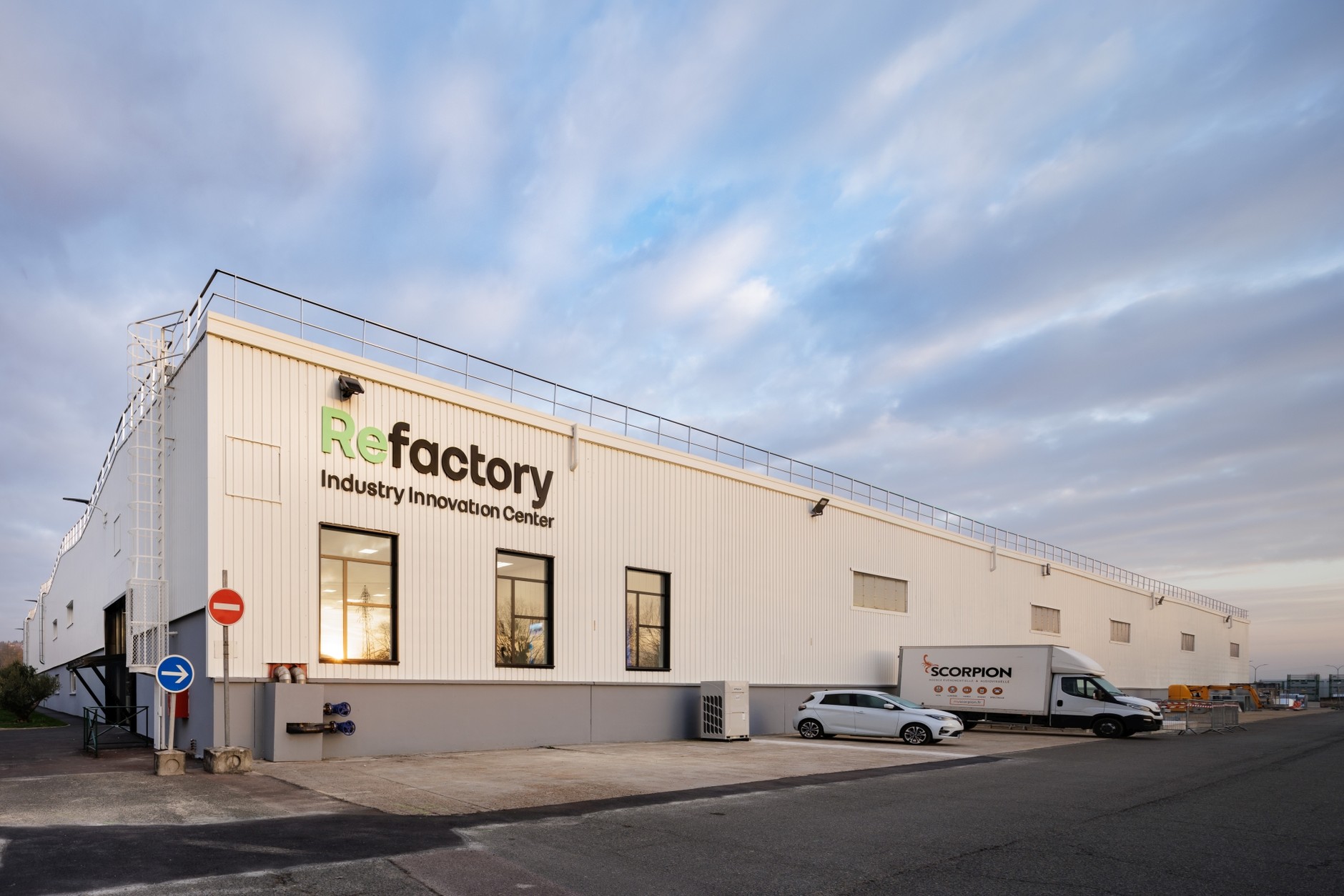 Fabryka samochodów używanych — Renault Factory VO i Refactory