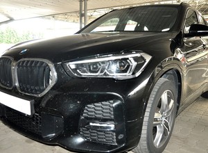Próba przemytu do Ukrainy aut o łącznej wartości 390 tys. zł. Wśród nich pojazdy poszukiwane przez Interpol