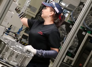 Toyota polonizuje hybrydy - rusza produkcja w Polsce