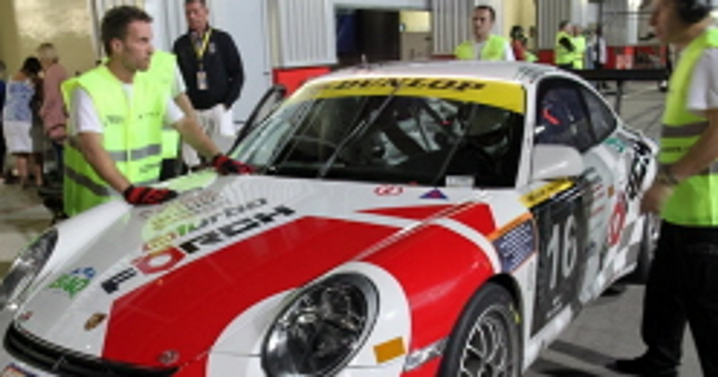 Dubaj 2010: sukces Lukas Motorsport w dobowym wyścigu