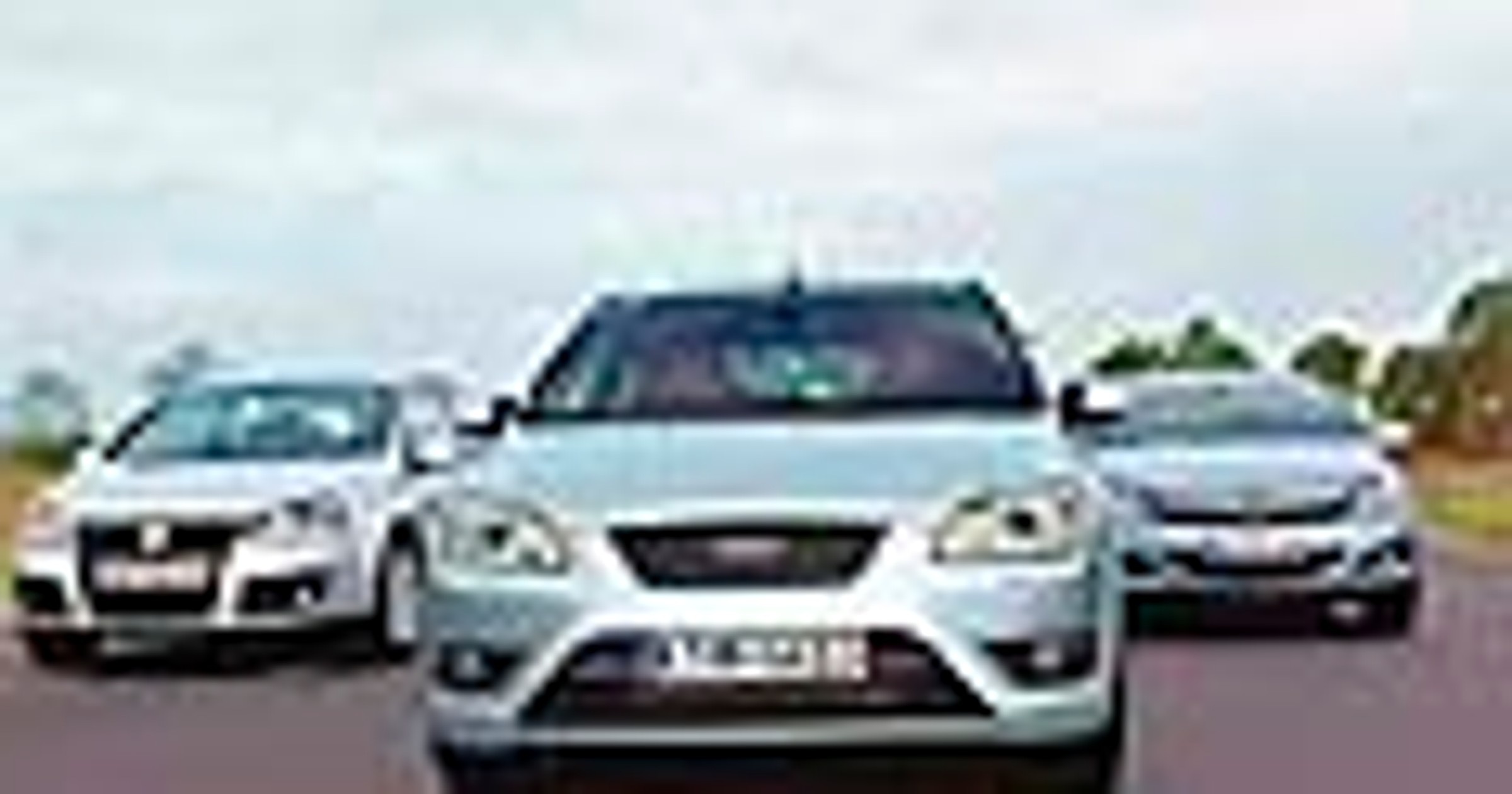 Opel Astra GTC, Ford Focus ST, VW Golf GTI - Który kompakt jest najbardziej GTI?