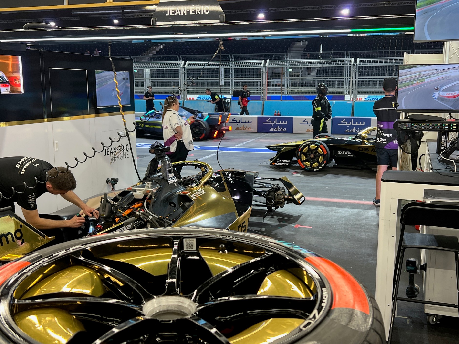 Wyścigi Formuły E na torze ExCel w Londynie