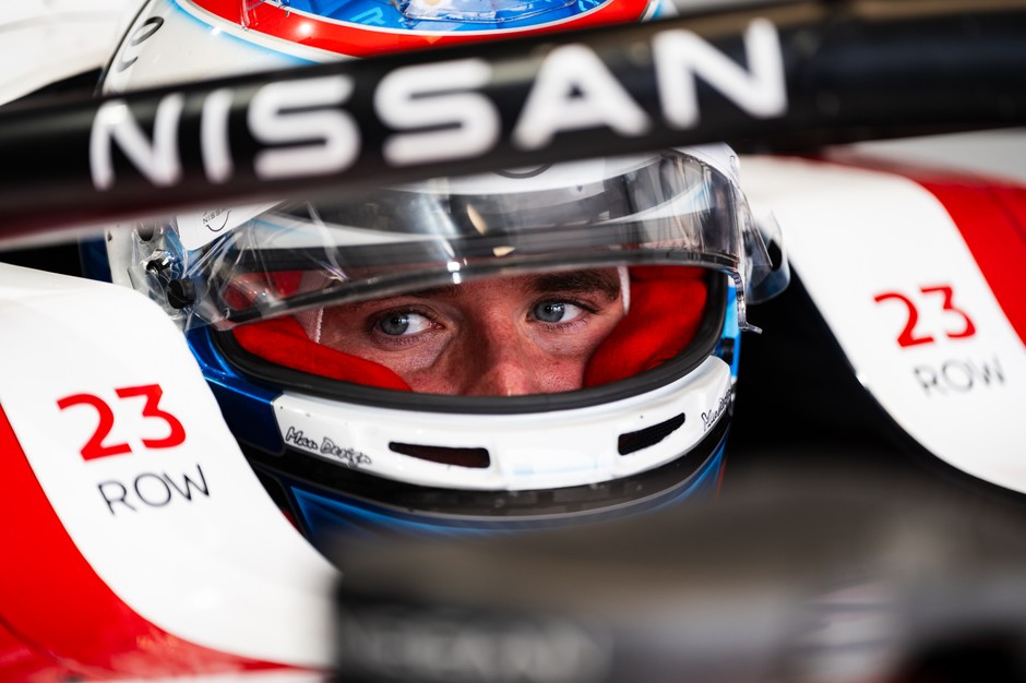 Oliver Rowland z Nissan Formula E Team zdobywa tytuł Mistrza Świata Formuły E podczas E-Prix w Berlinie
