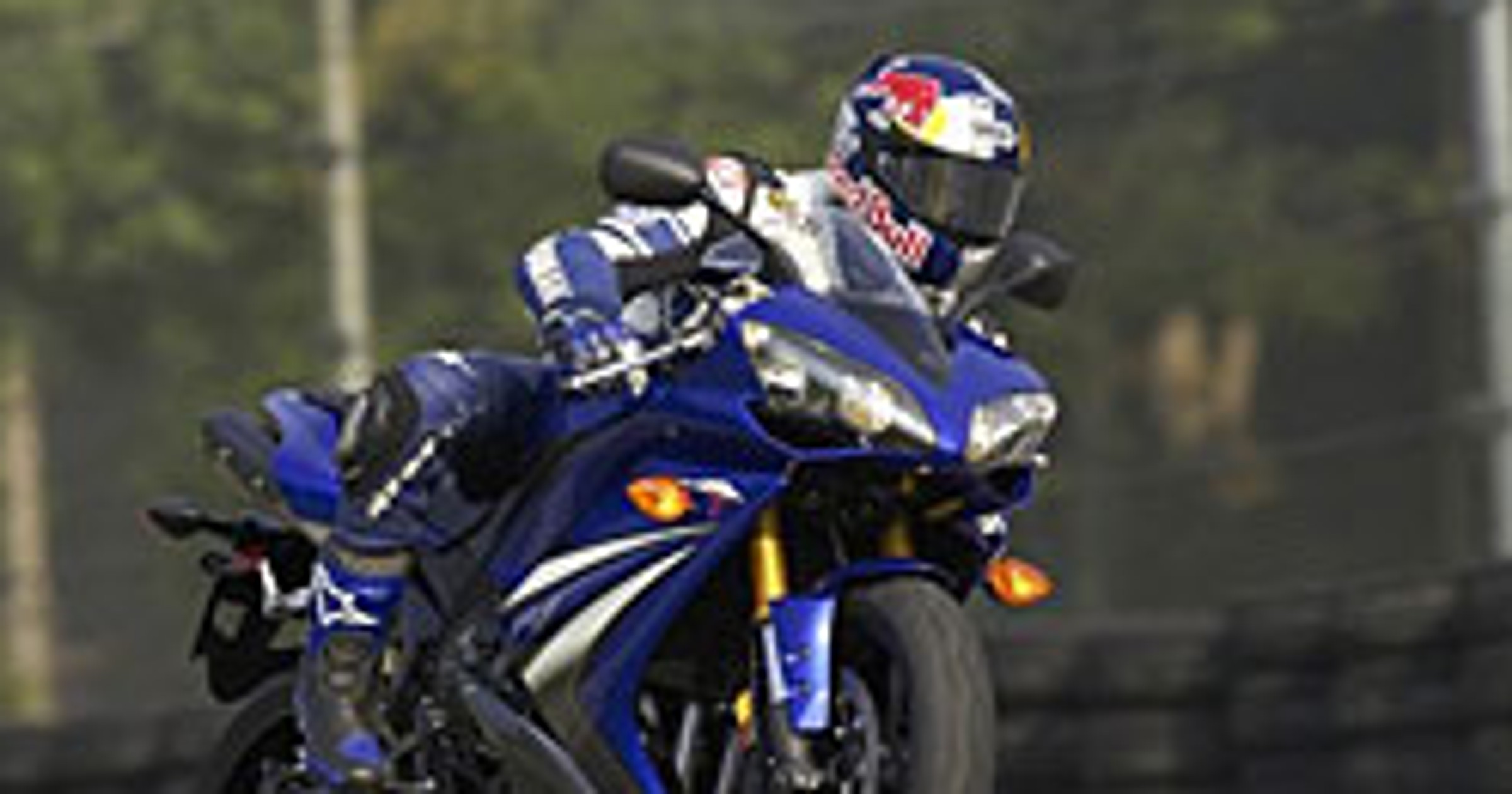 Yamaha YZF-R1 2007: bez kompromisu