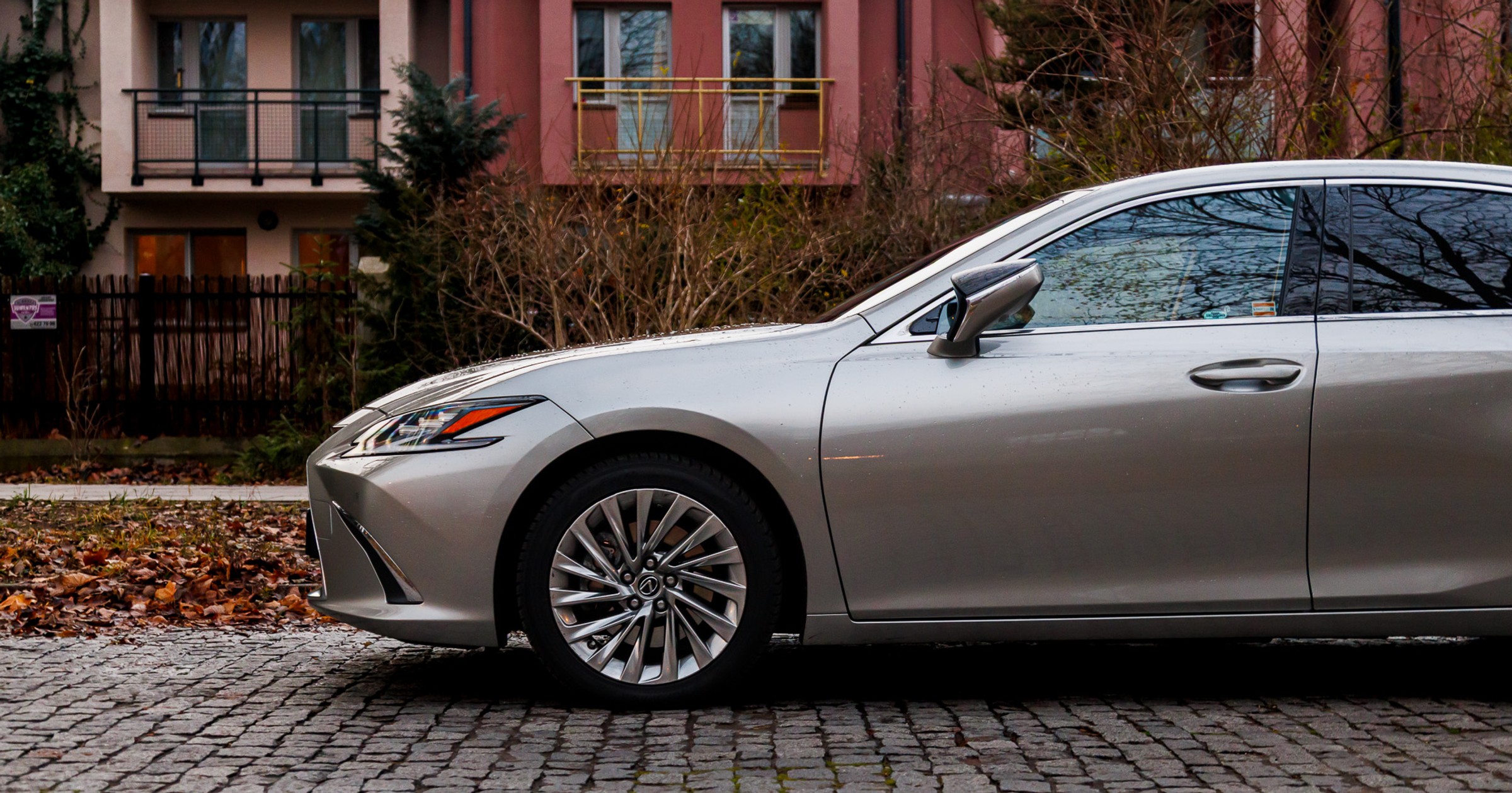 2024 Lexus ES300h