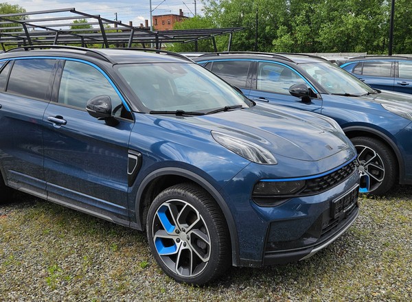 Jak ubezpieczyć auto z Chin, żeby nie mieć problemów? Ekspert zwraca uwagę na kluczowe kwestie