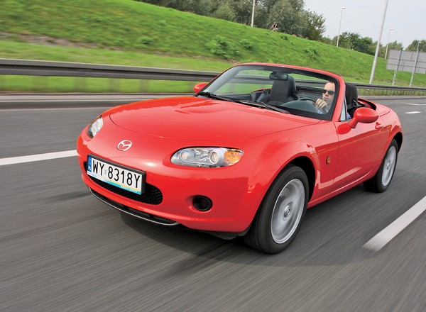 Mazda MX-5 (2005-15) – solidny samochód, ale ma kilka punktów zapalnych