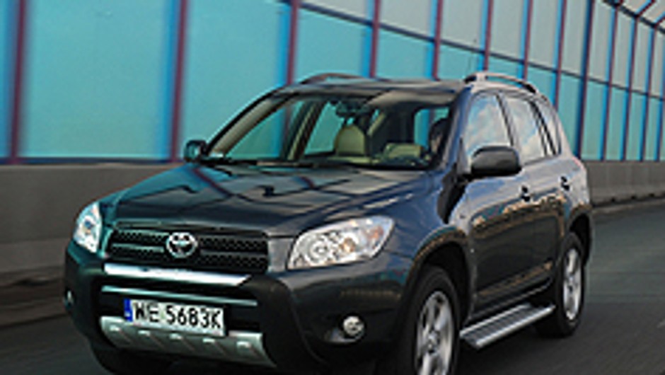 Toyota RAV4 - "Złoty" i automatyczny SUV
