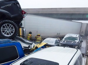 Potężna burza śnieżna w USA. Wielki karambol na autostradzie w Ohio