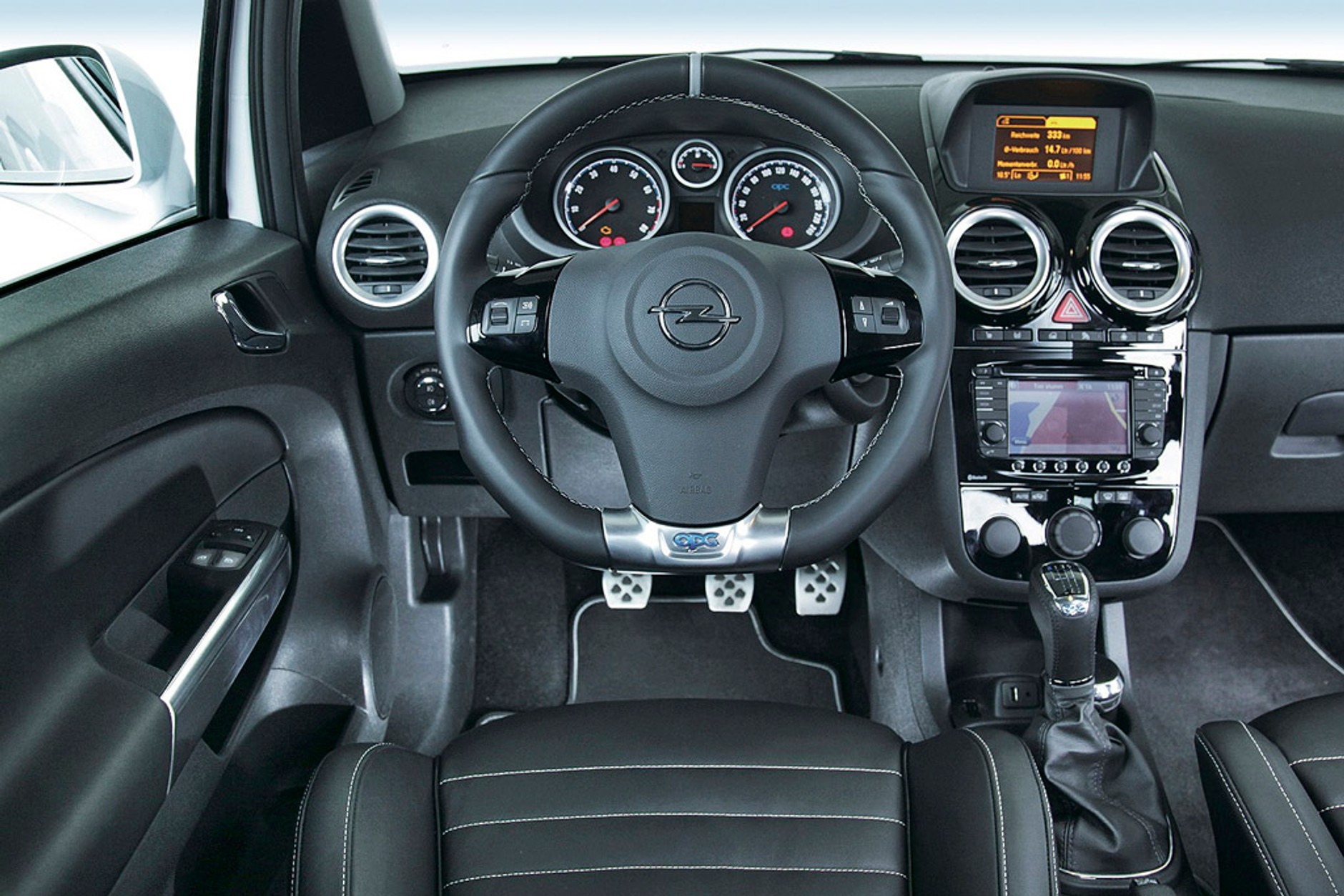 Porównanie miejskich GTI: Clio RS kontra Peugeot 208 GTI, Polo GTI, Fiesta ST i Corsa OPC