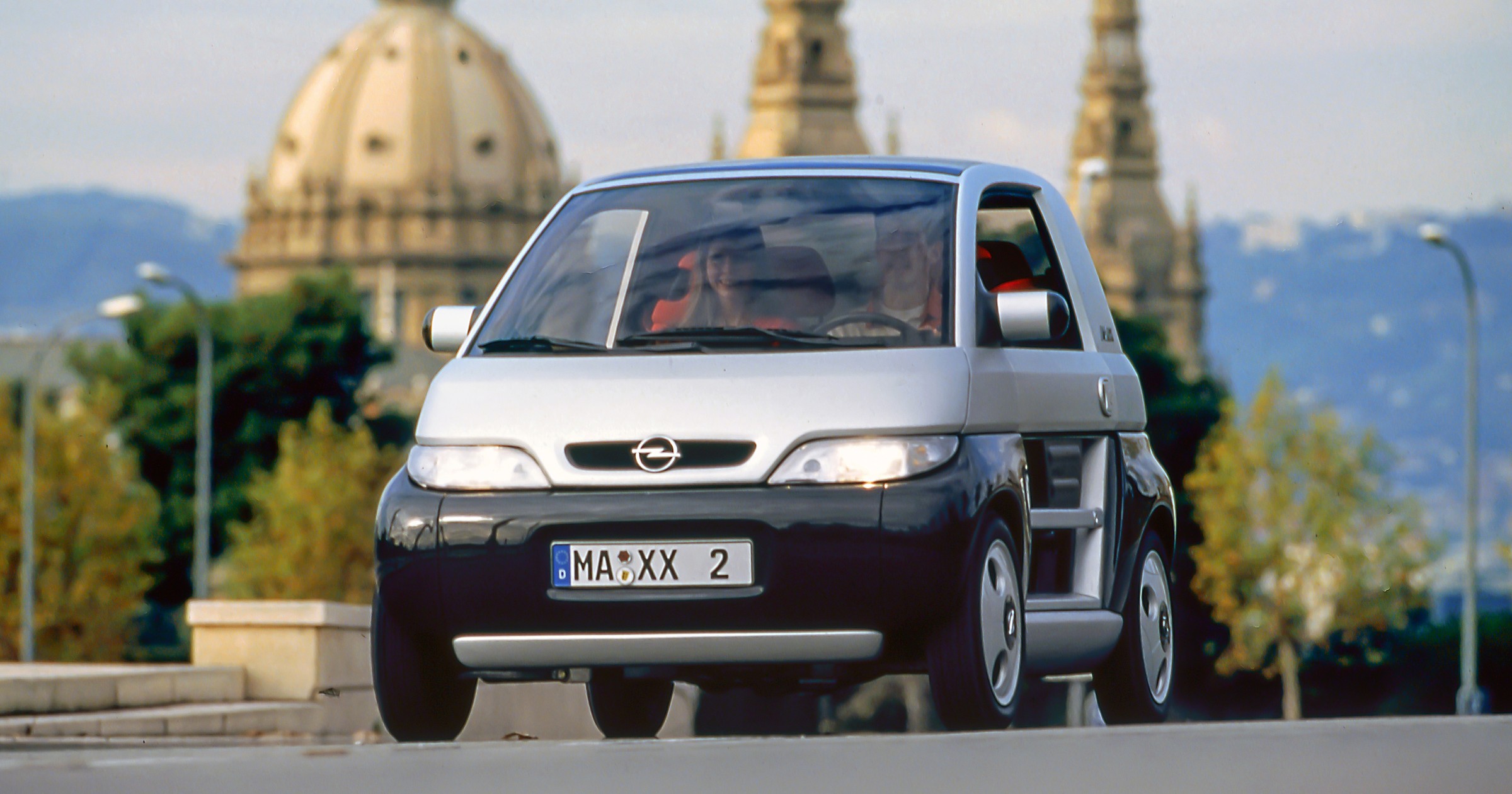 Opel Maxx – miejskie auto przyszłości z 1995 roku