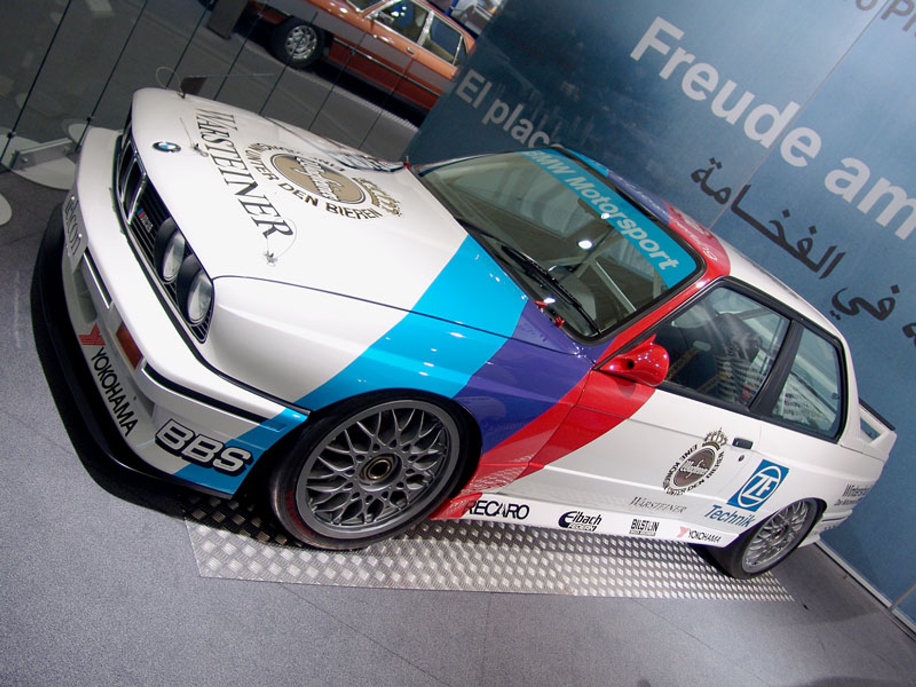 BMW: muzeum monachijskiej szachownicy