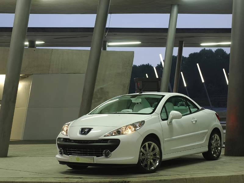 Peugeot Epure – następca 206 CC