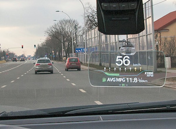 Wyświetlacz HUD do każdego samochodu