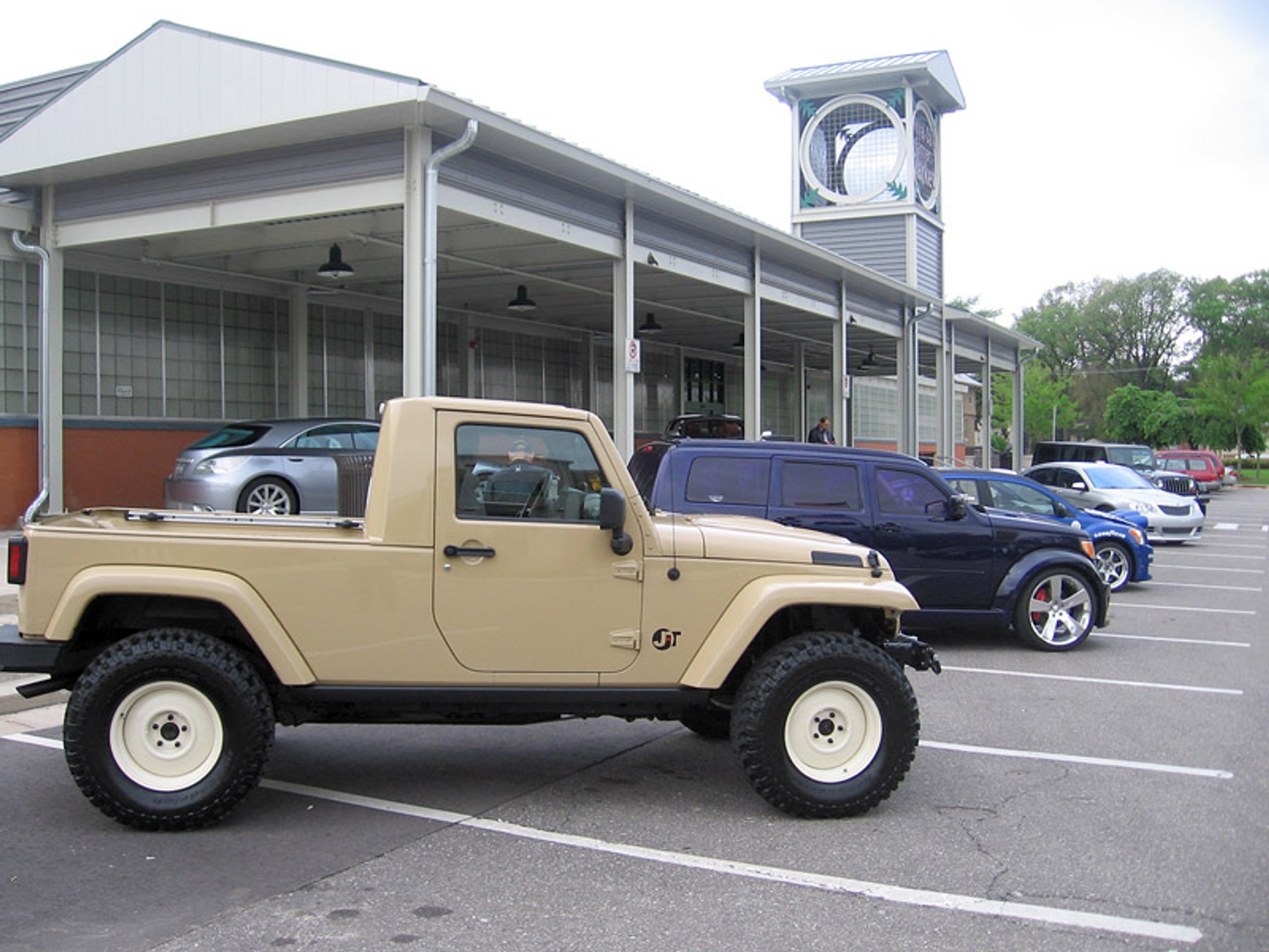 SEMA2007: dwie nowości Jeepa