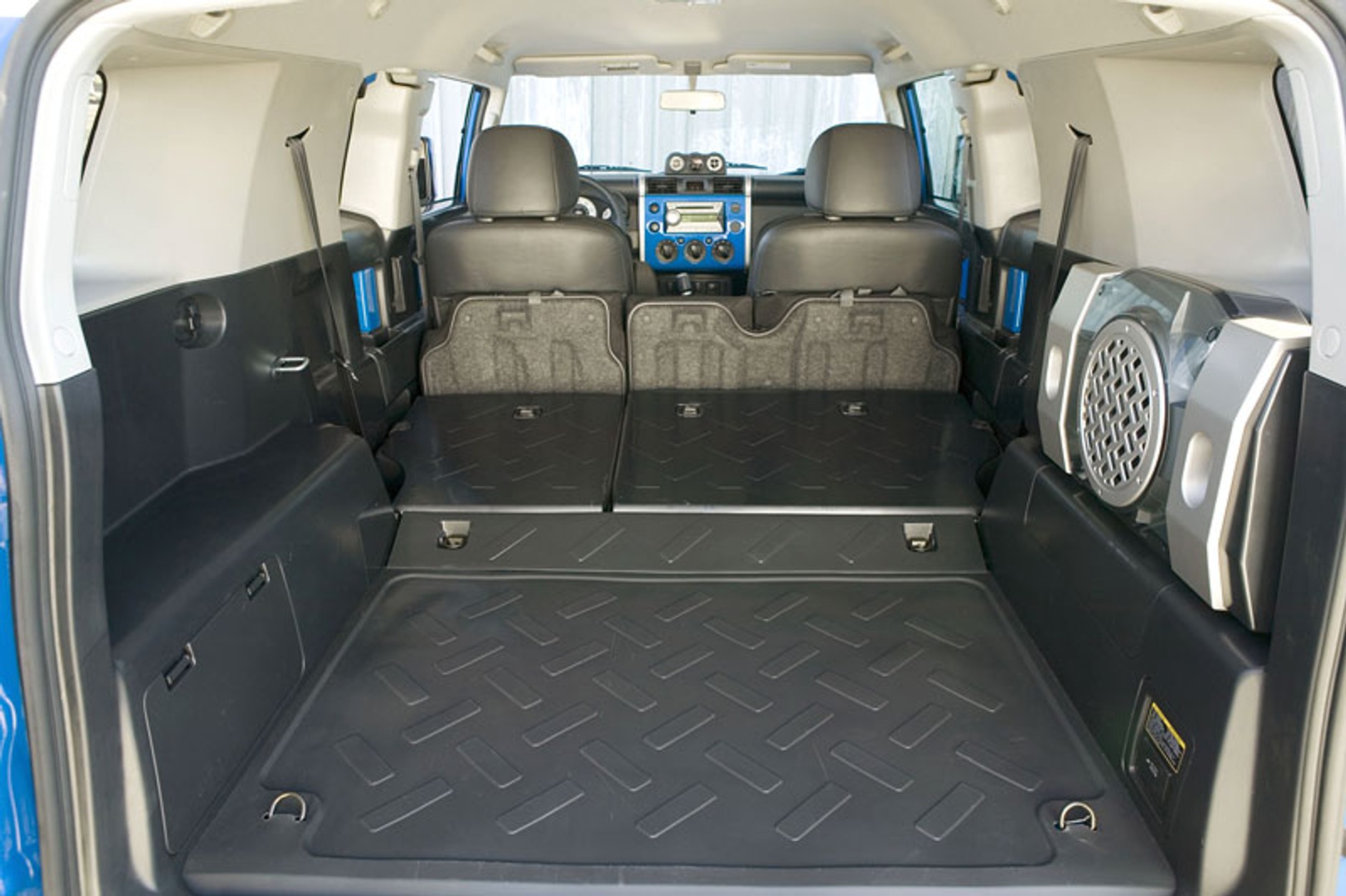 Toyota FJ Cruiser: zmodernizowany silnik dla modelu w stylu retro