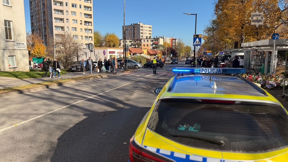 Policjanci podsumowali długi weekend. Kierowca wjechał pod niepodniesione zapory