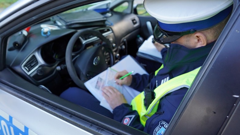 Akcja "Cisza na drodze. Policjanci i inspektorzy ITD dawali mandaty za hałas