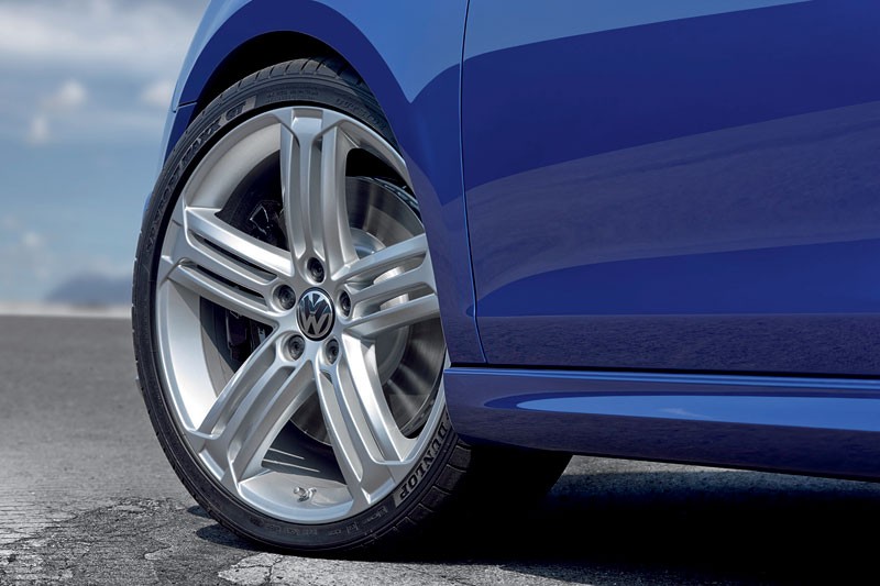 Volkswagen Golf R má nejrychlejší akceleraci v historii VW