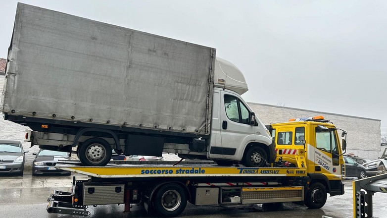 Zatrzymany we Włoszech Fiat Ducato wykorzystywany do przestępstw