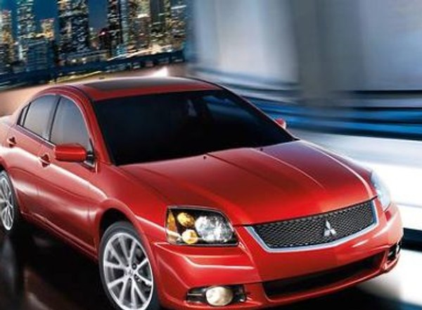 Galant i Eclipse znikną z oferty Mitsubishi