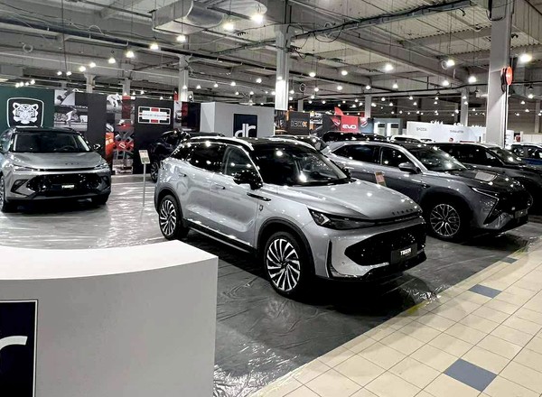 Grupa DR wchodzi do Polski z pięcioma markami. To chińskie samochody montowane we Włoszech