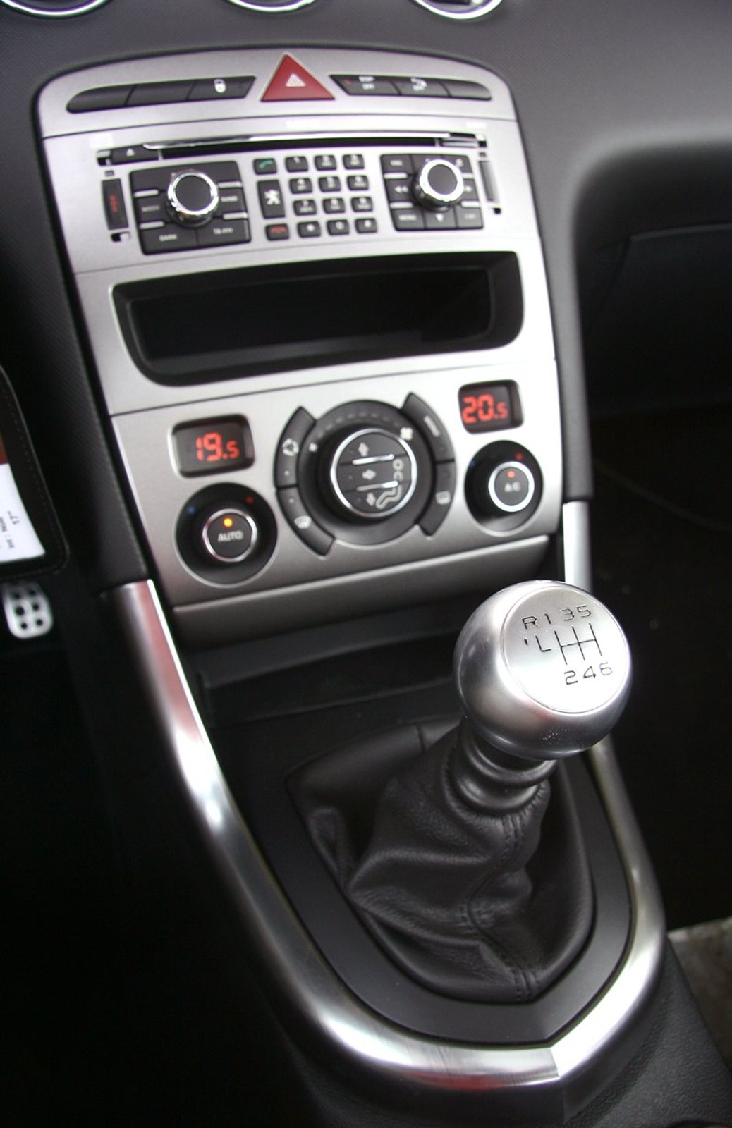 Peugeot 308: wrażenia z jazdy