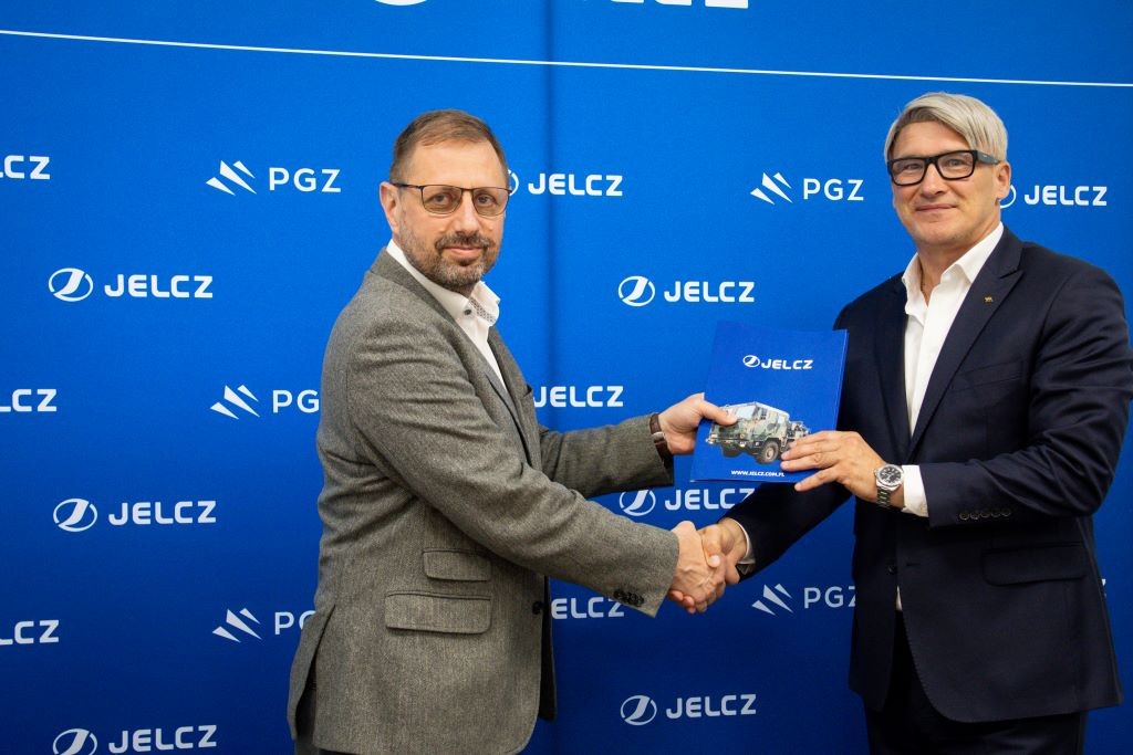 spółka Jelcz Sp. z o.o oraz Wielton Defence Sp. z o.o. podpisały umowę w zakresie świadczenia kooperacji usług montażowo-produkcyjnych