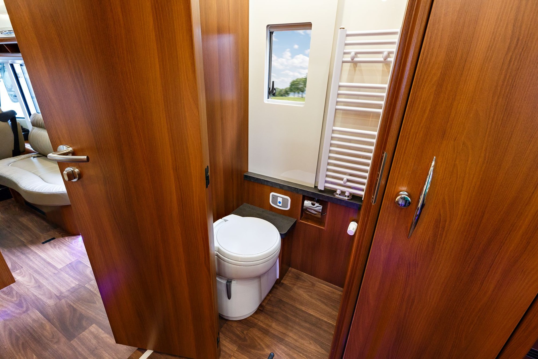 Carthago Chic S-plus toaleta