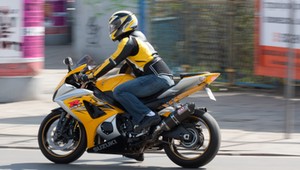 Francuskie miasta wypowiadają wojnę głośnym motocyklom. Zainwestują w radary akustyczne