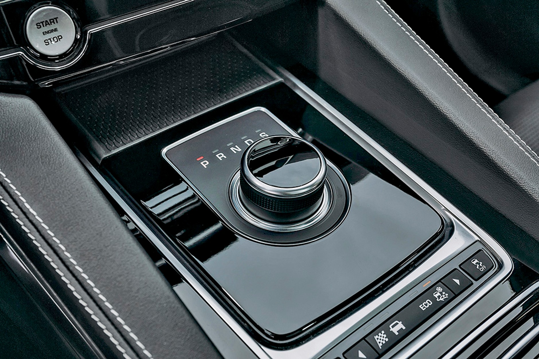 Jaguar F-Pace - pełnokrwista sztuka