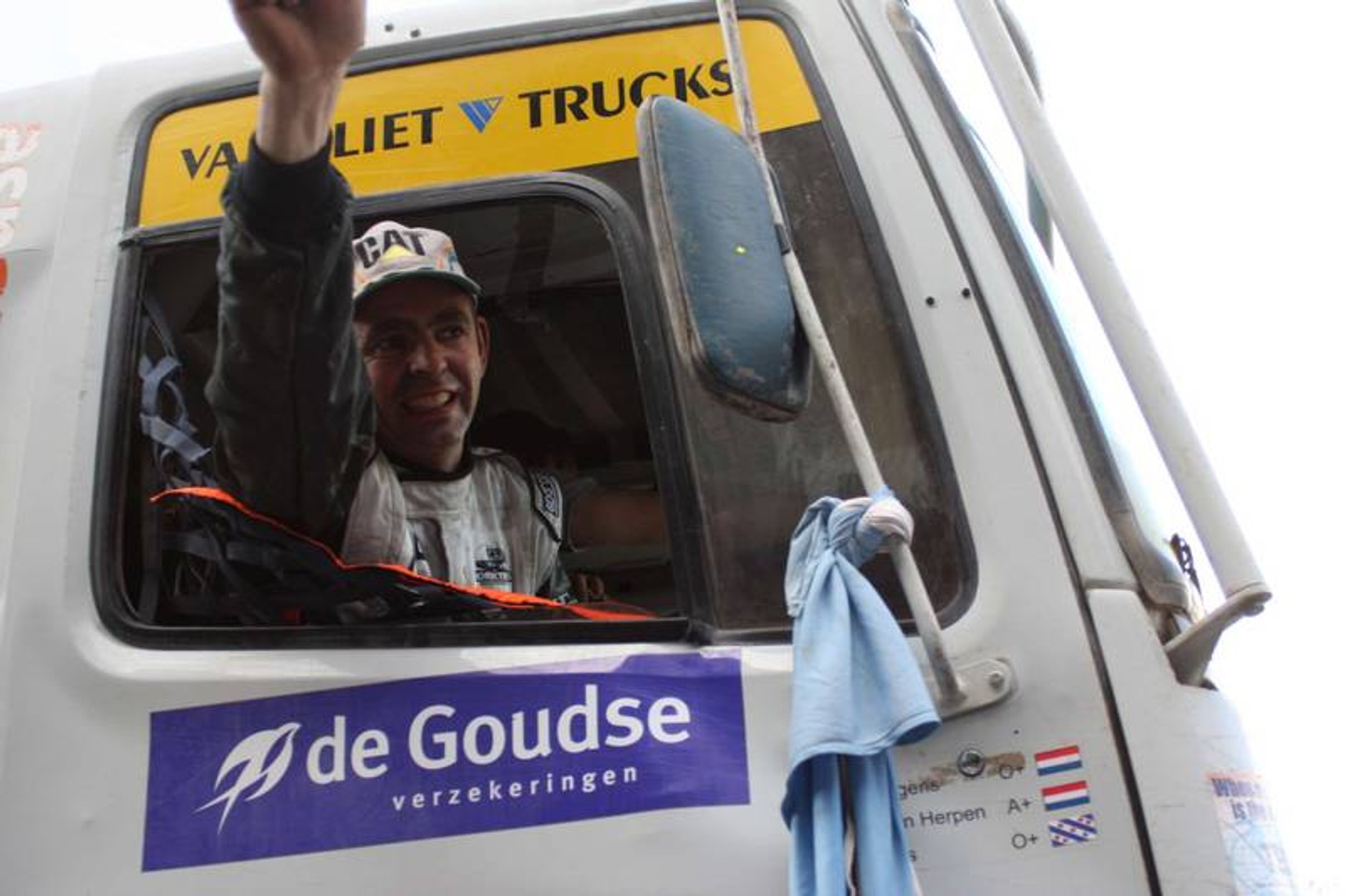 Rajd Dakar 2009: radość na mecie (fotogaleria 3.)