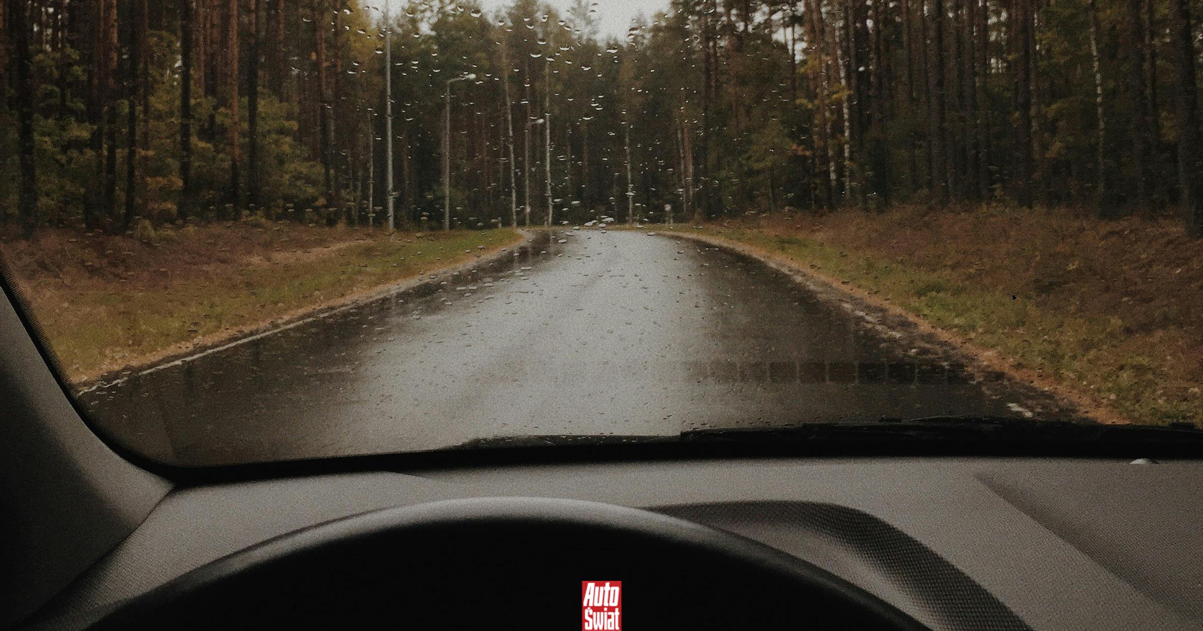 Jesienią na drodze pojawi się "zagrożenie", którego kierowcy nie są świadomi. Ekspert ostrzega