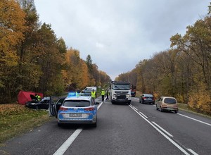 Tragiczny wypadek na DK 12 w Janowie. Policjanci szukają świadków