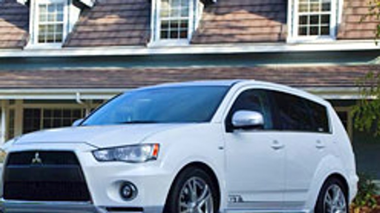Mitsubishi Outlander GT – koncept w stylu Lancera Evo